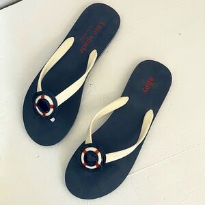 NWOT Kate Spade Ahoy Blue and Cream Nautical Flip Flops Sandals Slides sz 10